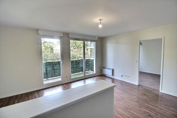 MASSY - quartier VILMORIN Appartement Massy 2 pièce(s) 44.88 m2 avec balcon et parking