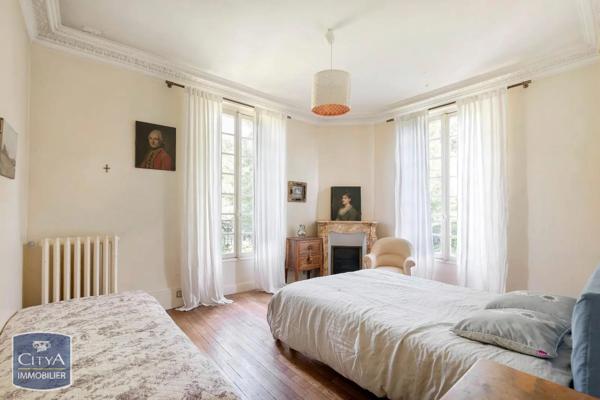 Maison à vendre 9 pièces 213m²