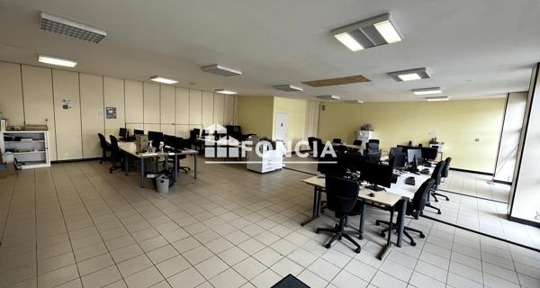 À vendre Maison 4 pièces 303 m² - Bergerac 24100