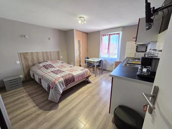Vente                                                      Immeuble
                        
                                                            à Bourbonne-les-Bains