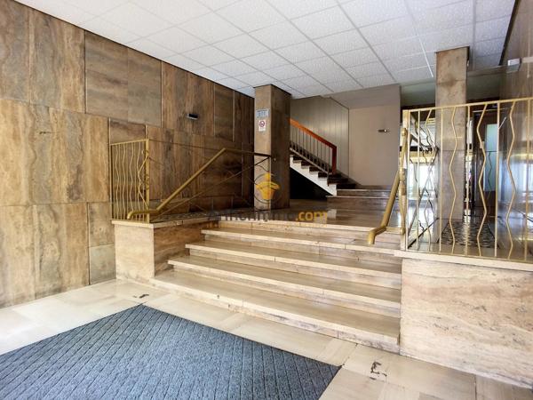 Location                                                      Chambre
                        
                     5 pièces                      107 m2                     à Perpignan