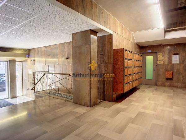 Location                                                      Chambre
                        
                     5 pièces                      107 m2                     à Perpignan