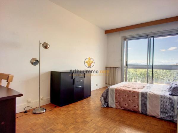 Location                                                      Chambre
                        
                     5 pièces                      107 m2                     à Perpignan