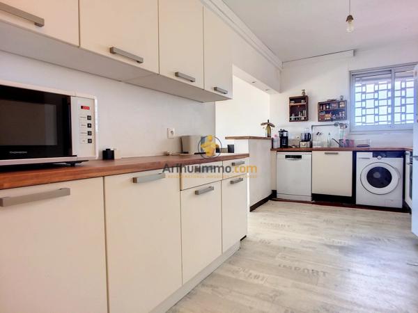 Location                                                      Chambre
                        
                     5 pièces                      107 m2                     à Perpignan