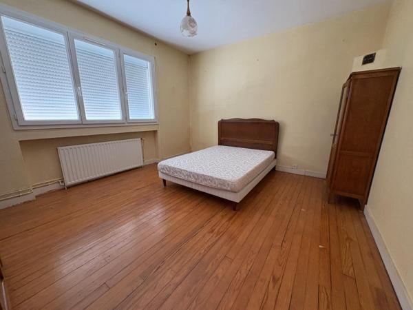 Maison 4 chambres à rénover, proche commerces