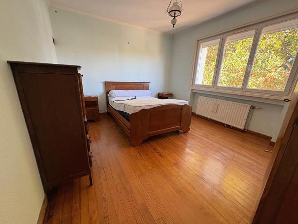 Maison 4 chambres à rénover, proche commerces