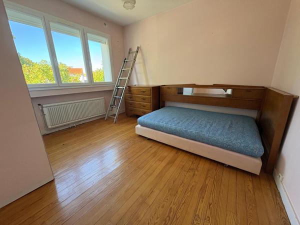 Maison 4 chambres à rénover, proche commerces