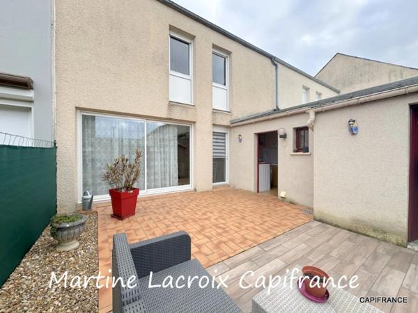 Dpt SARTHE (72), à vendre LA FERTÉ-BERNARD - MAISON P5 de 80 m² - Terrain de 152M²