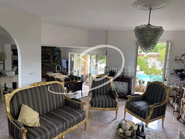 Vente immobilière : Maison à Nice , quartier Fabron 6 pièces 214 m² 1 280 000 €- Diffusion Immobilière.