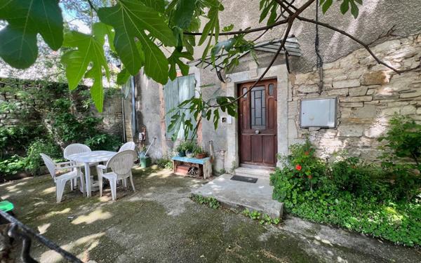 Maison à vendre    3 pièces •  Barjac