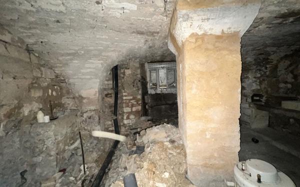 Maison à vendre    3 pièces •  Barjac