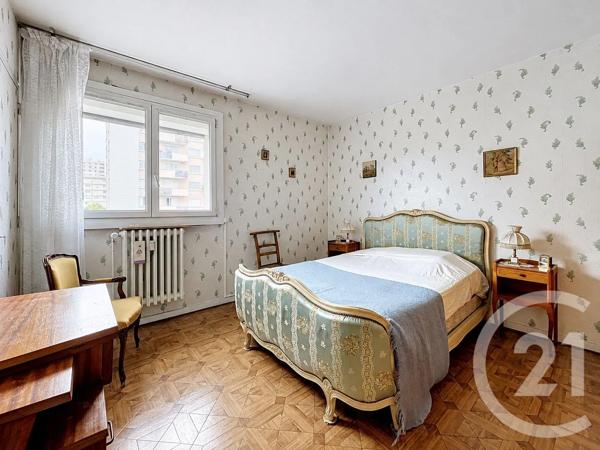 Appartement F3 à vendre  3 pièces - 70,67 m 2   VANDOEUVRE LES NANCY  - 54