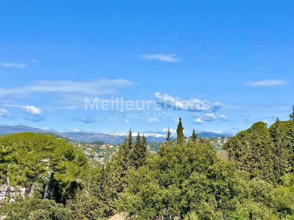 Le Cannet-dernier étage 125m2-80m2 de terrasse garage- parking aperçu mer