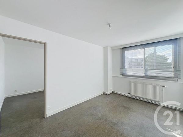 Appartement F5 à vendre  6 pièces - 103,25 m 2   VANDOEUVRE LES NANCY  - 54