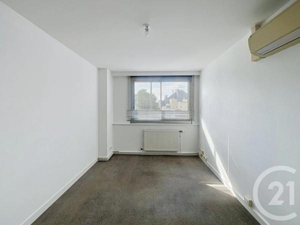 Appartement F5 à vendre  6 pièces - 103,25 m 2   VANDOEUVRE LES NANCY  - 54
