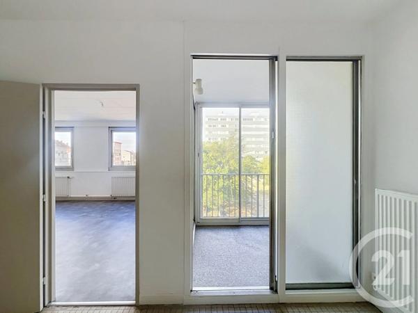 Appartement F5 à vendre  6 pièces - 103,25 m 2   VANDOEUVRE LES NANCY  - 54