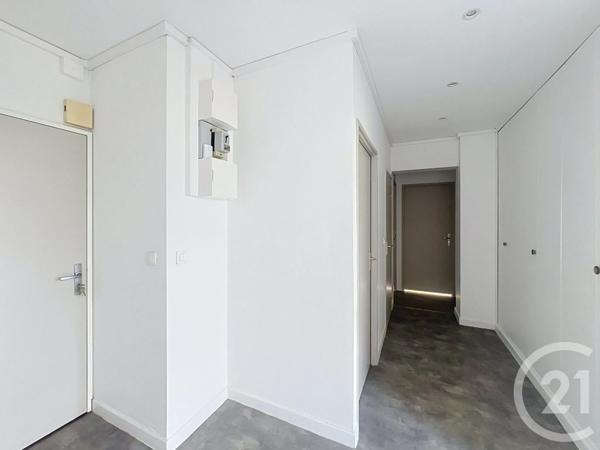 Appartement F5 à vendre  6 pièces - 103,25 m 2   VANDOEUVRE LES NANCY  - 54