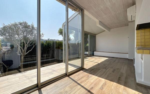 Appartement à vendre    2 pièces • 42 m2 Villeneuve-Loubet