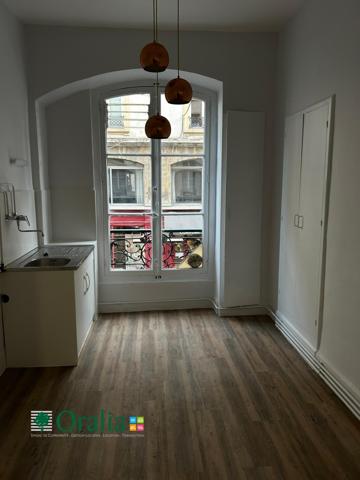 Appartement · Location Lyon (69002) 2 pièces · 70m²