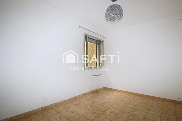 Appartement P2 de 42 m2 + cave + place de parking