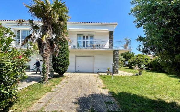 Maison à vendre    6 pièces •  Angoulins