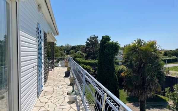 Maison à vendre    6 pièces •  Angoulins