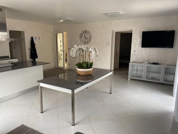 Maison 6 pièces 164 m2