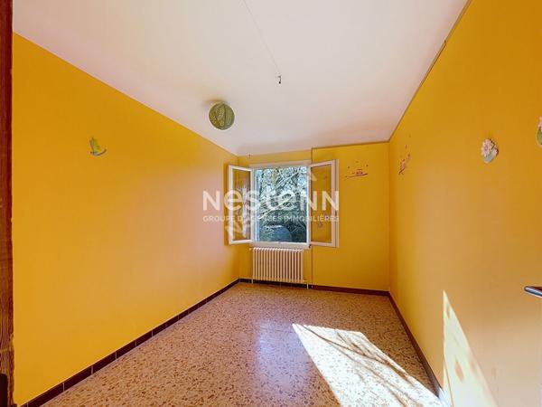 Maison Cucuron 5 pièce(s) 96 m2 sur 2450 m²