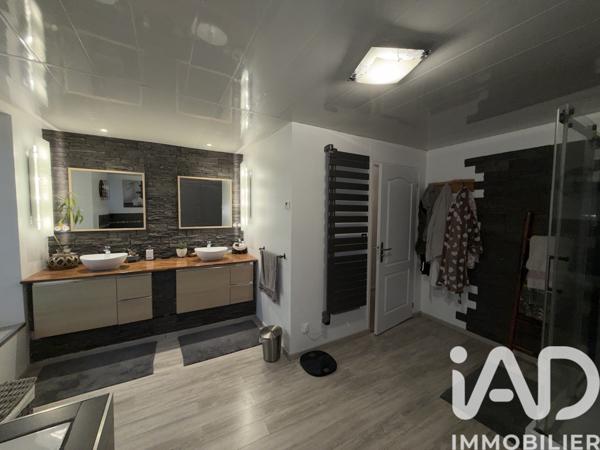 Maison à vendre 8 pièces 263 m² Poissons