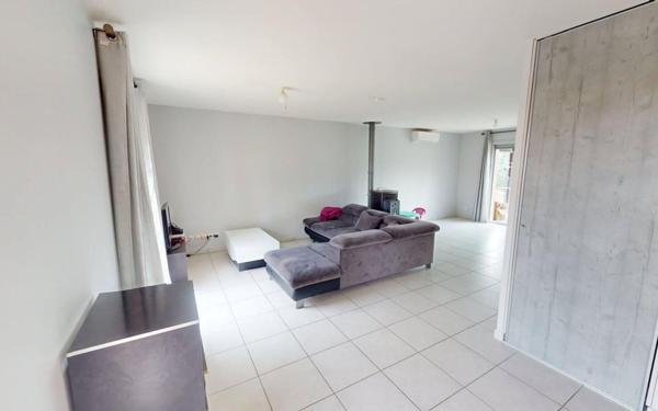 Maison à vendre    4 pièces • 110 m2 Jassans-Riottier