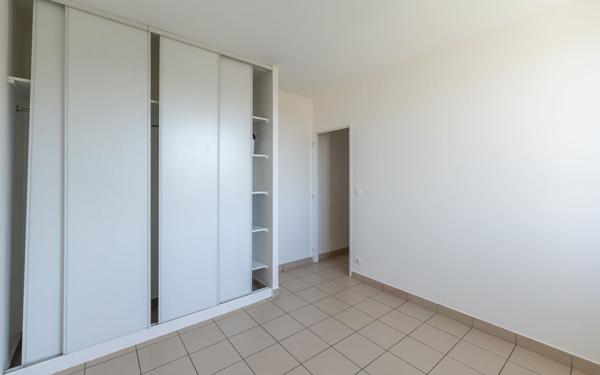 Maison à vendre    2 pièces • 617 m2 Gujan-Mestras