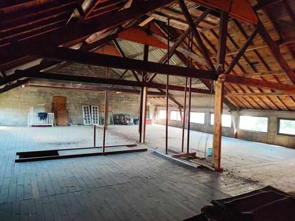 LOUDEAC - Ensemble immobilier - Maison - Entrepôt