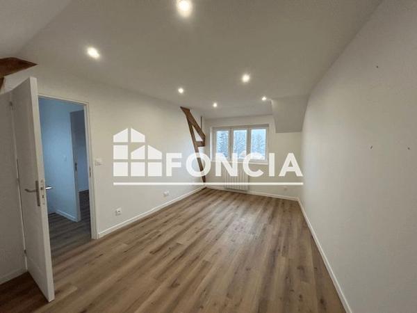 Location Maison 5 pièces 115.8 m² - 2A RUE RADEGONDE Marines 95640