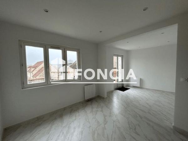 Location Maison 5 pièces 115.8 m² - 2A RUE RADEGONDE Marines 95640