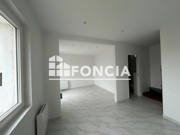 Location Maison 5 pièces 115.8 m² - 2A RUE RADEGONDE Marines 95640