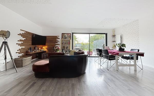 Maison à vendre    6 pièces •  Esnandes