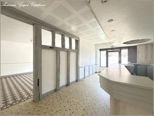 Maison de village, 214 m², 5 chambres, sejour de 100 m².