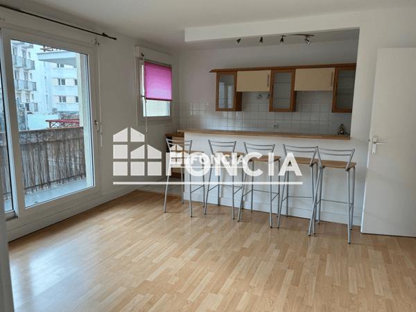 Location Appartement 2 pièces 42.54 m² - 44 RUE PAUL LOUIS LANDES Bordeaux 33000