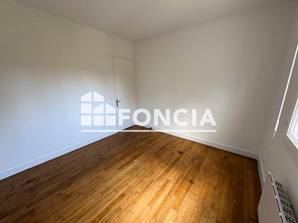Location Appartement 4 pièces 76.4 m² - REZ DE CHAUSSE Royan 17200