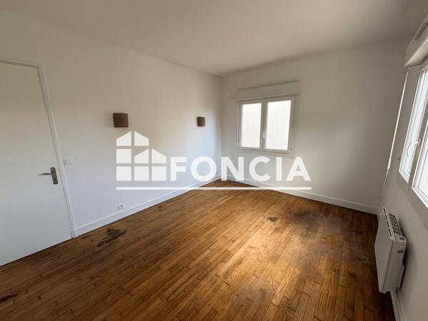 Location Appartement 4 pièces 76.4 m² - REZ DE CHAUSSE Royan 17200