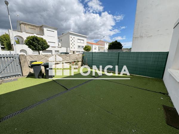 Location Appartement 4 pièces 76.4 m² - REZ DE CHAUSSE Royan 17200