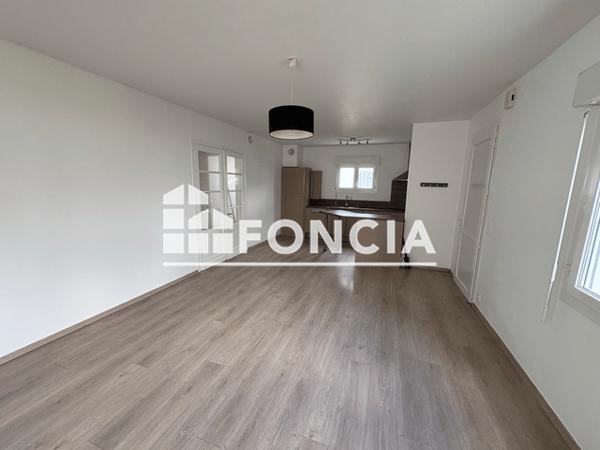 Location Appartement 4 pièces 76.4 m² - REZ DE CHAUSSE Royan 17200