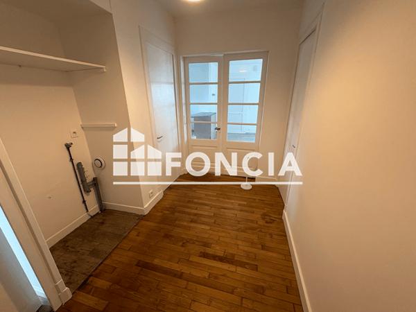 Location Appartement 4 pièces 76.4 m² - REZ DE CHAUSSE Royan 17200