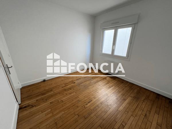 Location Appartement 4 pièces 76.4 m² - REZ DE CHAUSSE Royan 17200