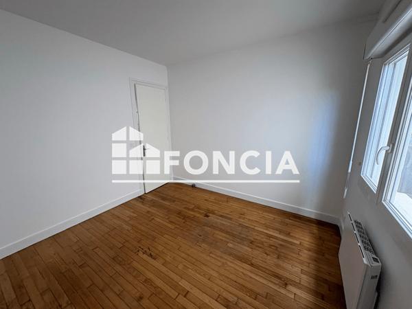 Location Appartement 4 pièces 76.4 m² - REZ DE CHAUSSE Royan 17200