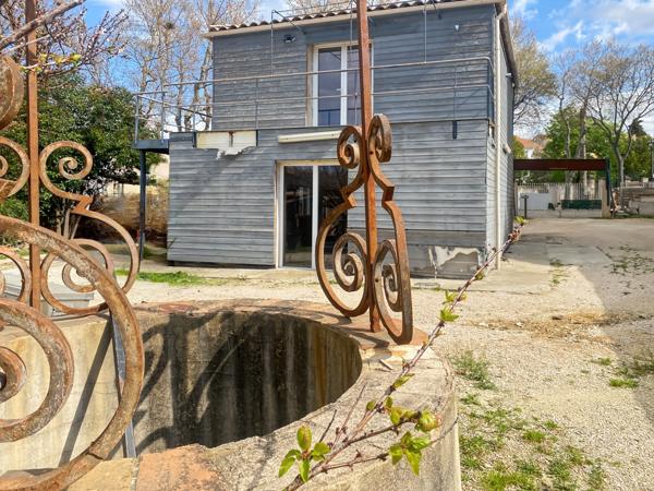 Local Commercial 6 pièces - 179 m²