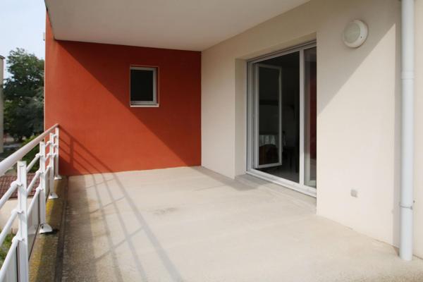 Charmant T4 de 80 m² avec grande terrasse et double garage – Chenôve