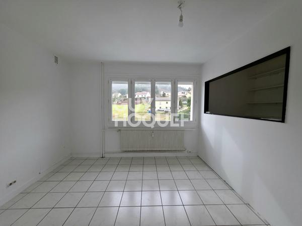 Appartement lumineux avec balcon, garage et cave ! Petite copropriété ! DPE D