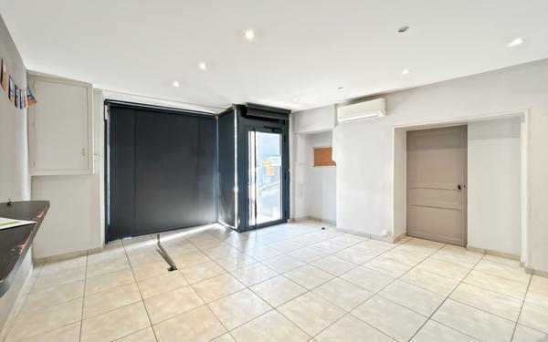 Maison à vendre    4 pièces •  Connerré