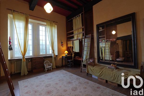 Maison 12 pièces de 500 m² à Sarlat-la-Canéda (24200)